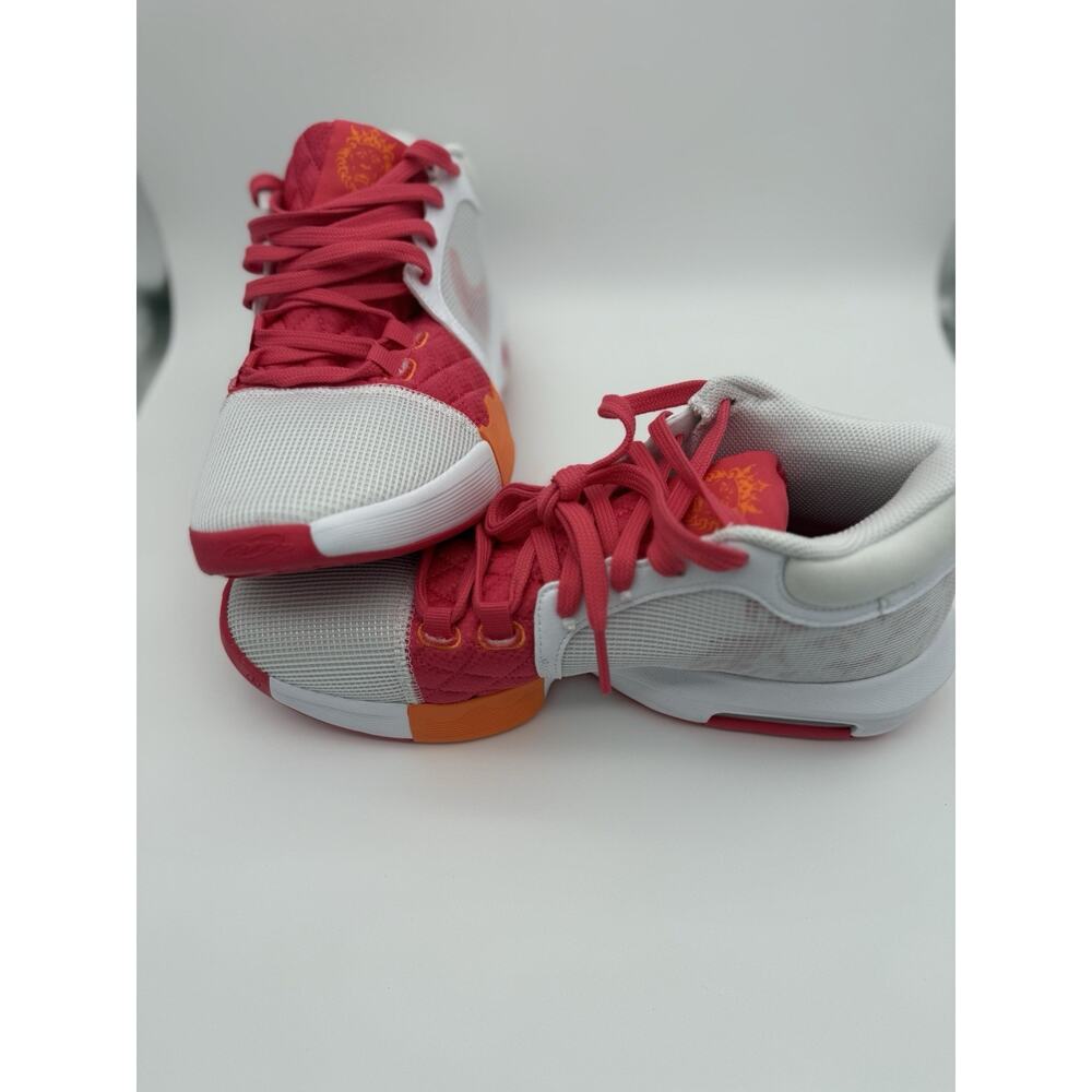 Nike LeBron Witness VIII White/Aster Pink Men’s 9, Women’s 10.5 NEW